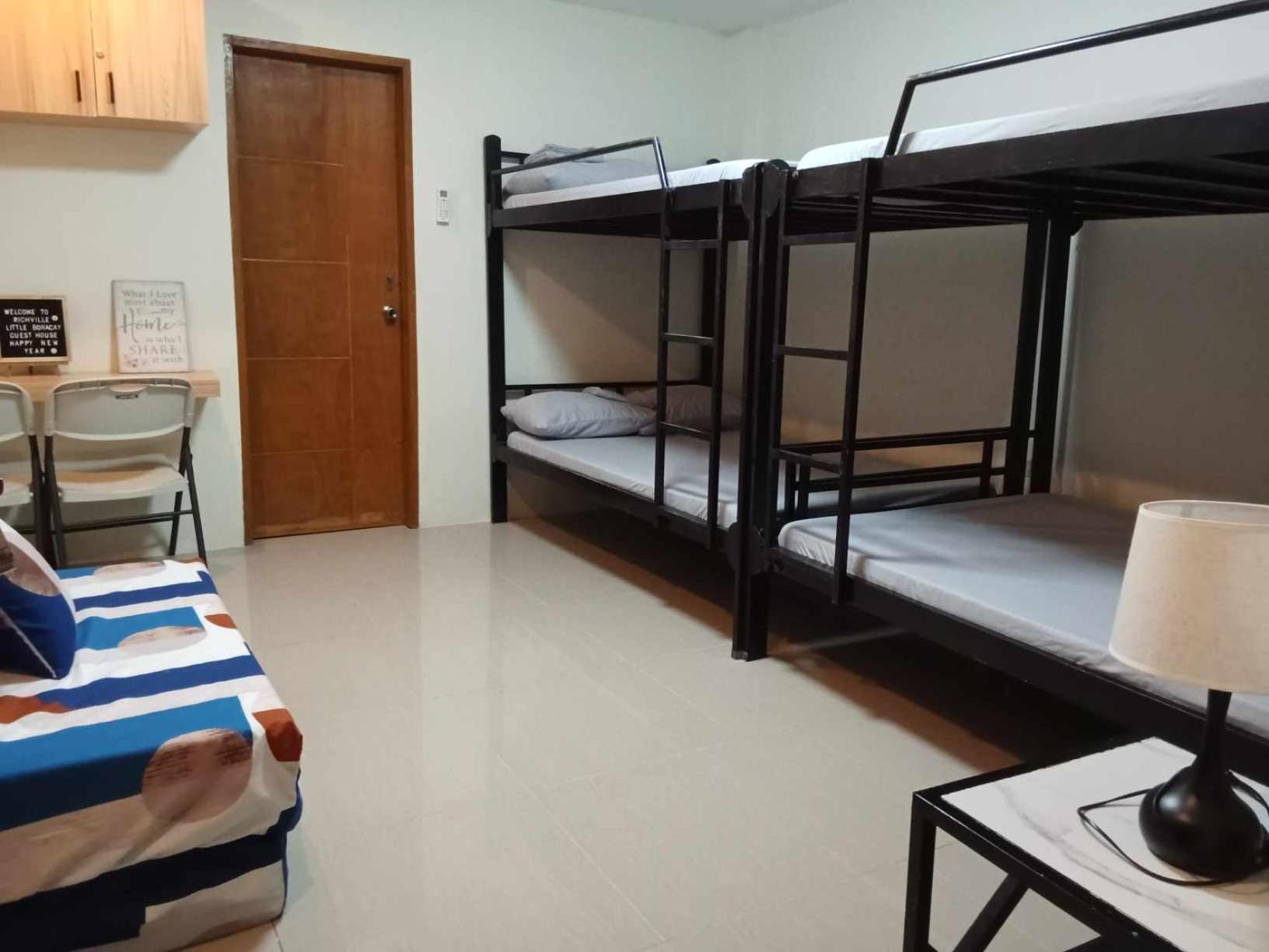 Richville Little Boracay Guest House Calatagan Eksteriør billede
