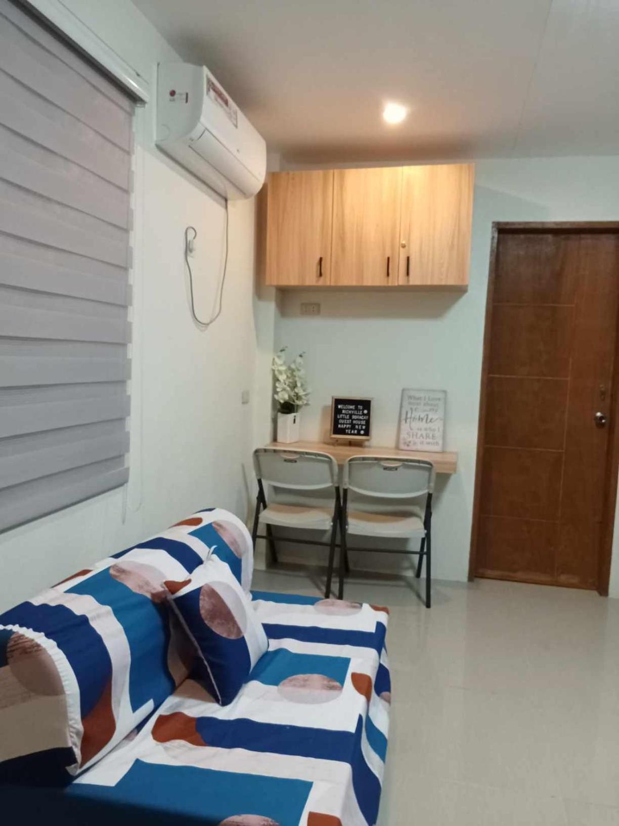 Richville Little Boracay Guest House Calatagan Eksteriør billede