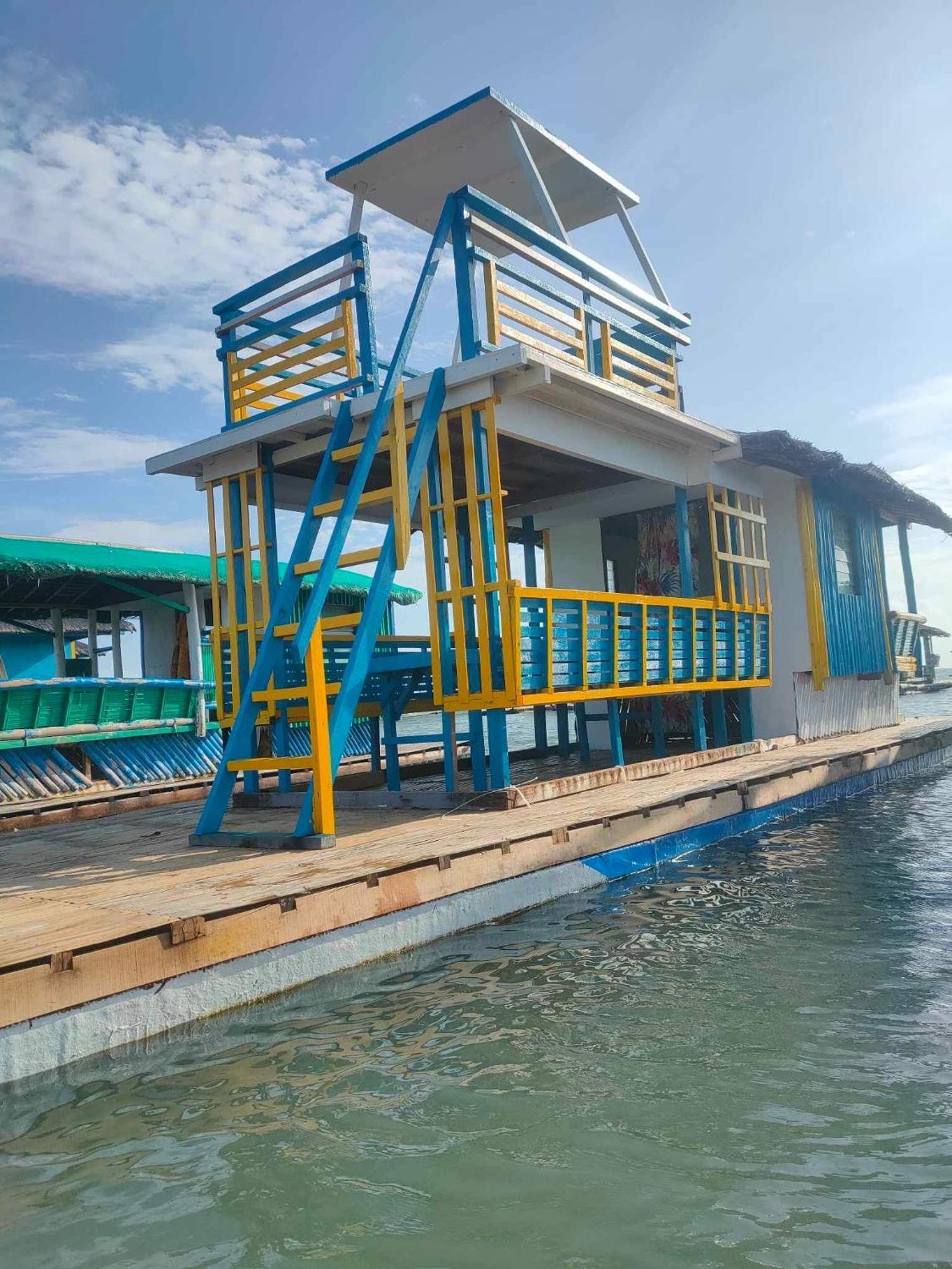 Richville Little Boracay Guest House Calatagan Eksteriør billede