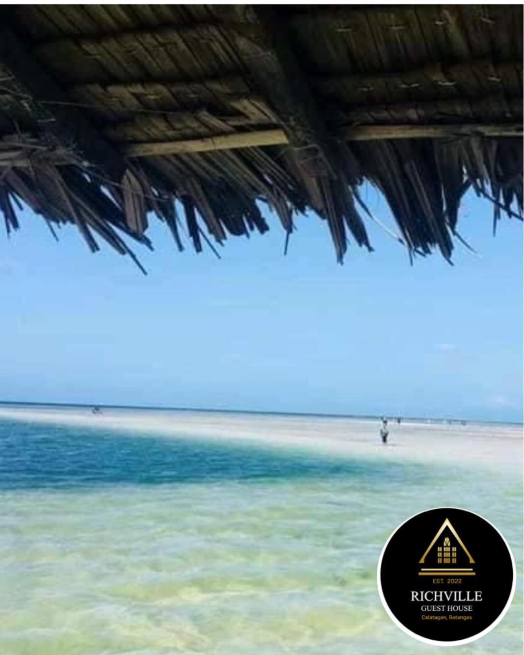 Richville Little Boracay Guest House Calatagan Eksteriør billede